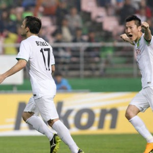  佛罗伦萨客场逼平领头羊  