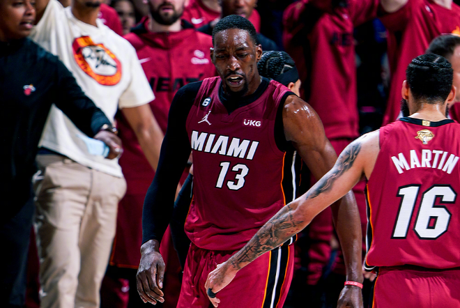  阿德巴约创新高热火屠榜联盟榜首  